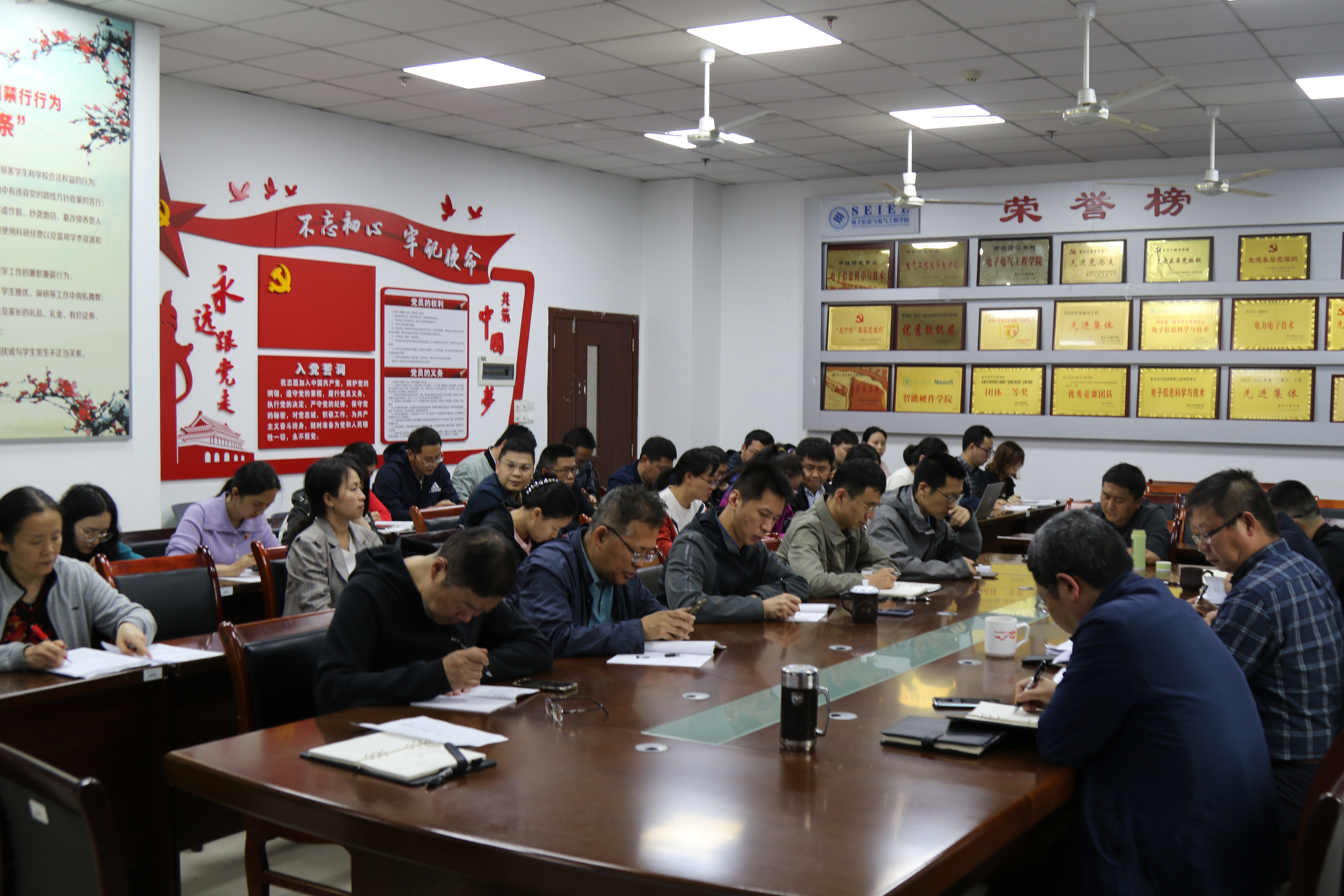 xqIu_1714118236563008412.jpg xqIu_1714118236563008412.jpg